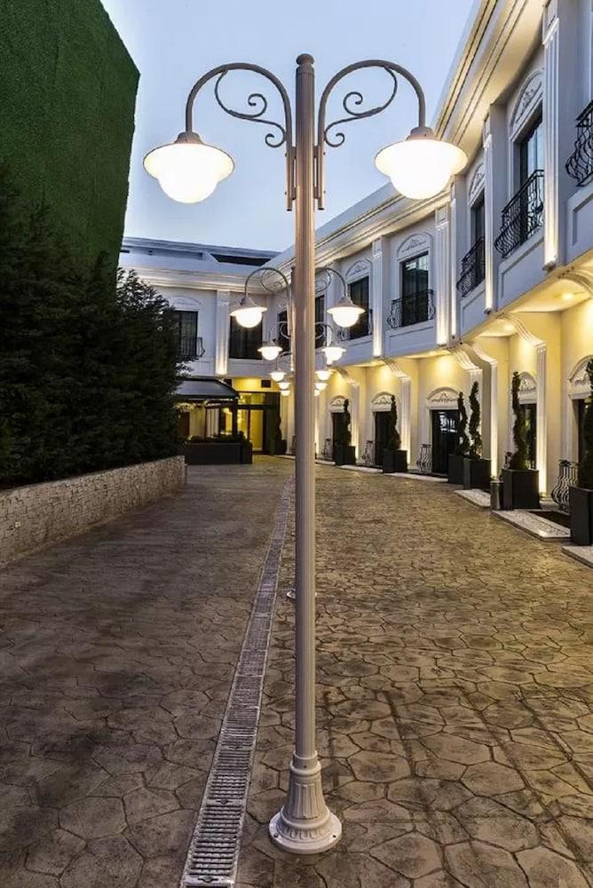 Ramada By Wyndham Sakarya Hotel Sakarya (Marmara) Exterior foto