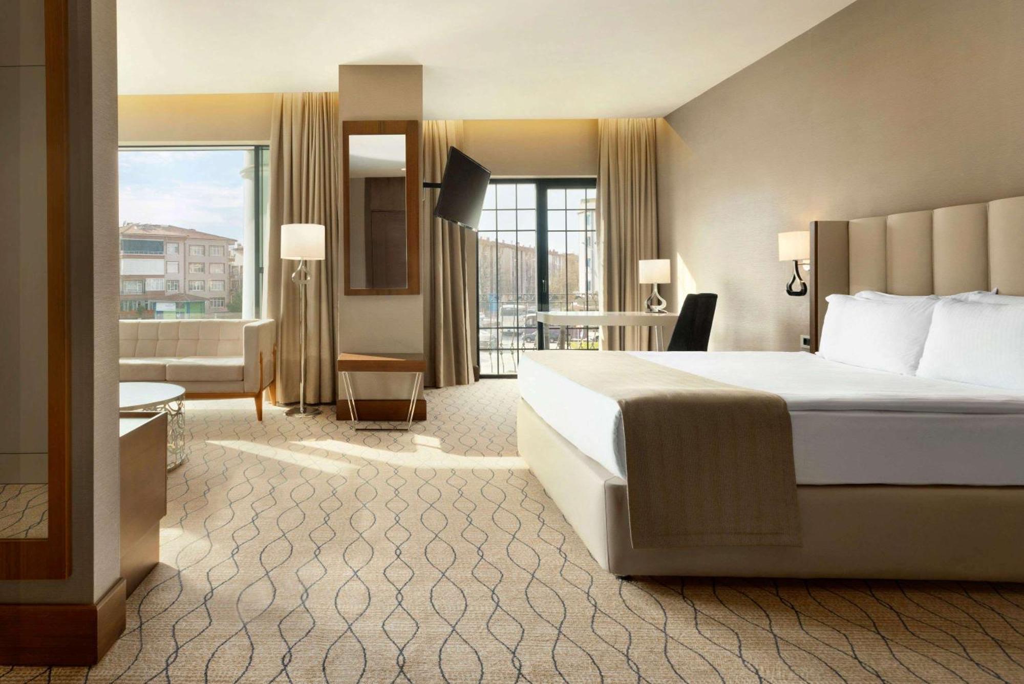 Ramada By Wyndham Sakarya Hotel Sakarya (Marmara) Exterior foto