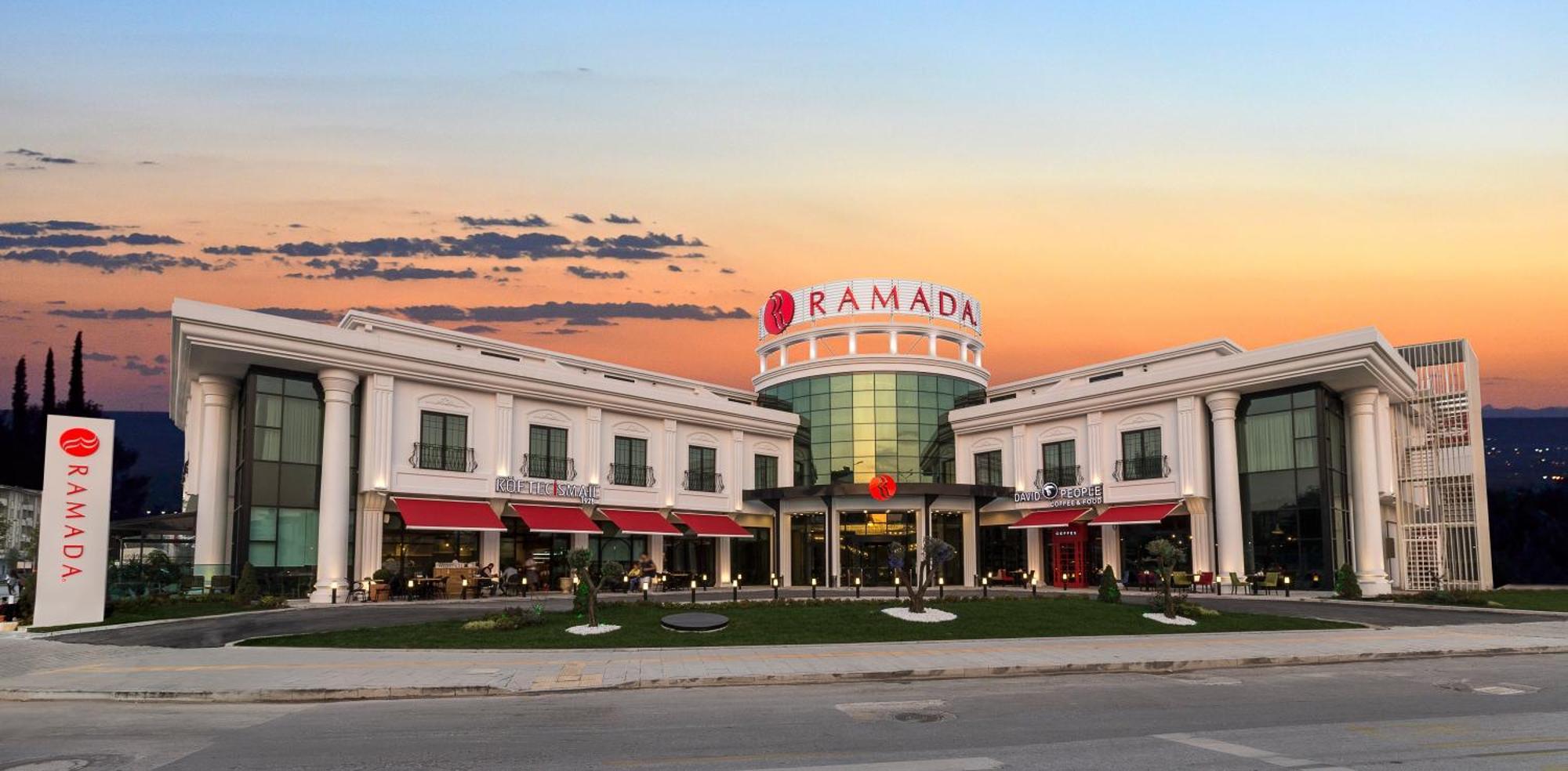 Ramada By Wyndham Sakarya Hotel Sakarya (Marmara) Exterior foto